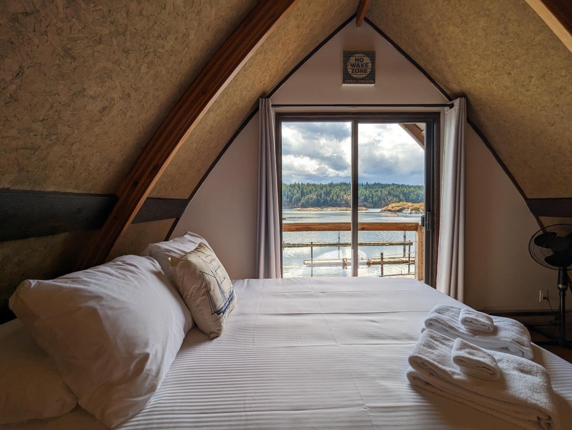 Jade Resort-Oceanfront Suites In Gowlland Harbour Heriot Bay Εξωτερικό φωτογραφία
