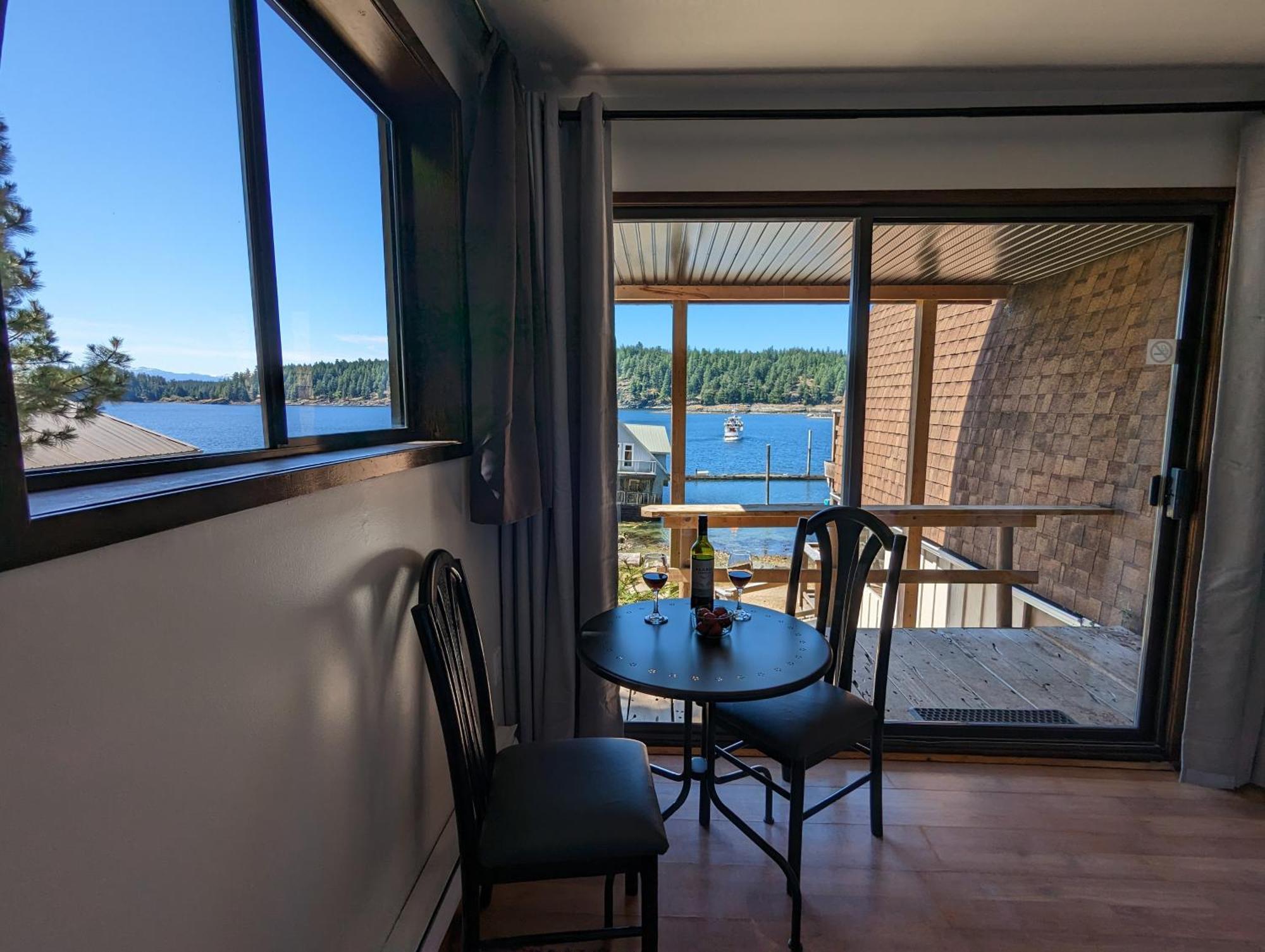 Jade Resort-Oceanfront Suites In Gowlland Harbour Heriot Bay Εξωτερικό φωτογραφία